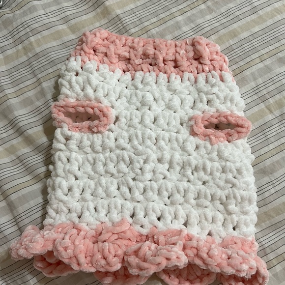 Pink and White Valentine’s dog sweater - Picture 3 of 3